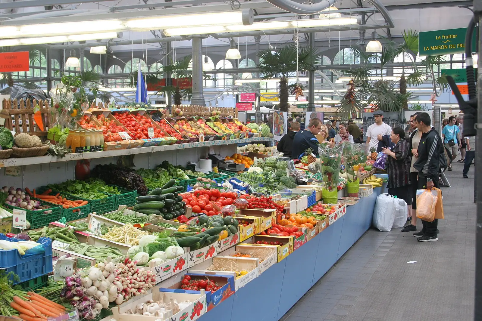 Marché de Wazemmes ⁠: halles depuis 1869 et étals en plein air