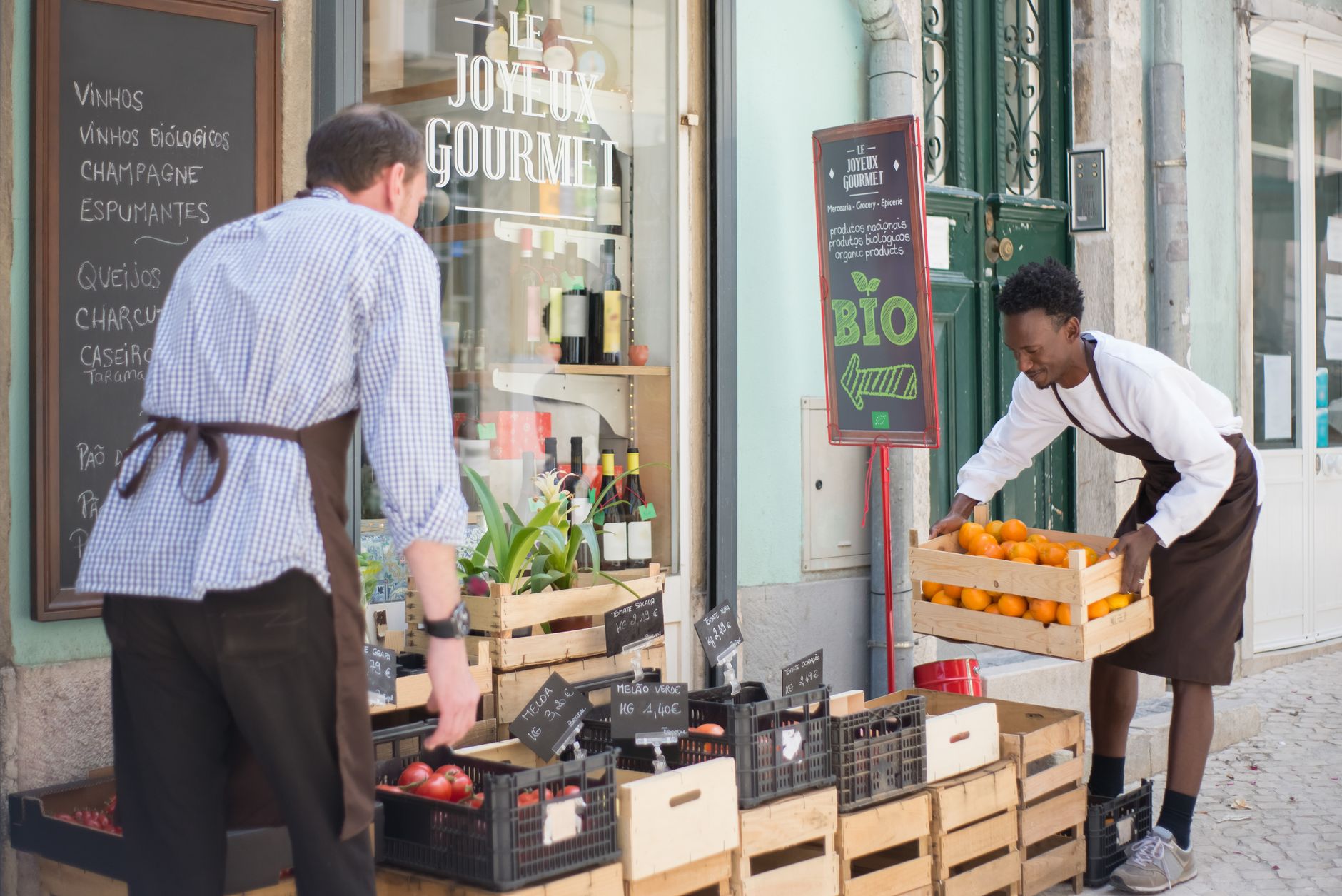 Repérer des producteurs bio locaux pour épicerie et drive